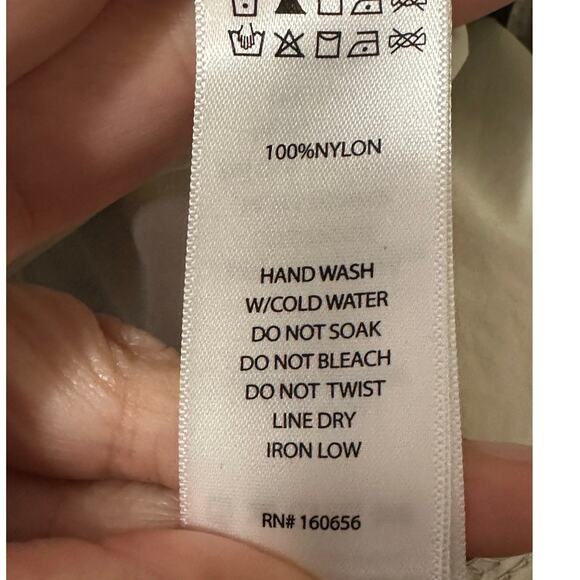 Sincerely Jules silver metallic trim drawstring wide leg pants size medium - Picture 4 of 10